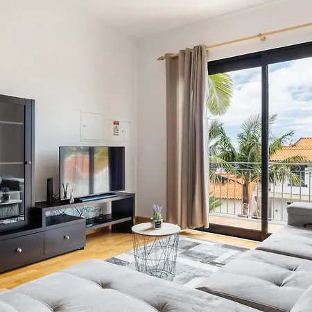 Atlantic Ocean Breeze Ponta do Sol (Madeira)