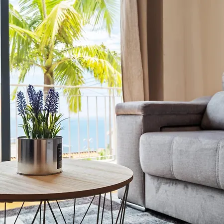 Atlantic Ocean Breeze * Ponta do Sol (Madeira)