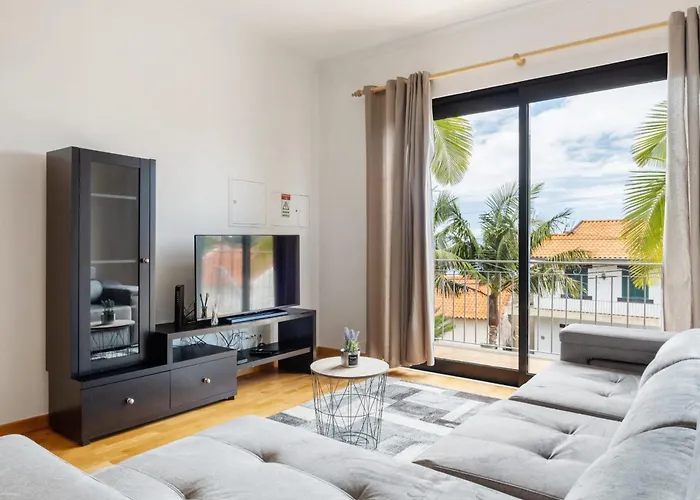 Atlantic Ocean Breeze Ponta do Sol (Madeira)